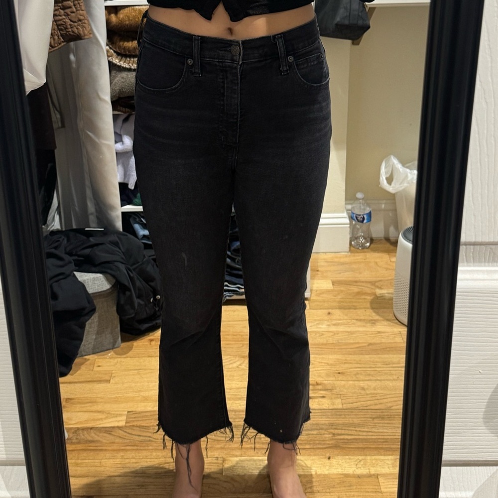GAP Women's Black Cropped Jeans